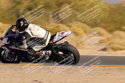 media/Nov-28-2022-Moto Forza (Mon) [[c5a51e62ca]]/A Group/Session 4 (Turn 8)/